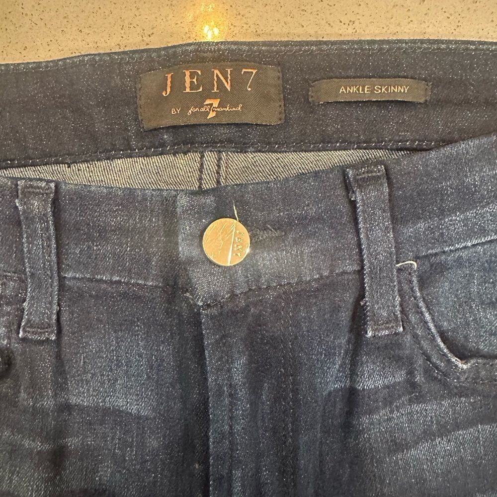 7 For All Mankind Jen7 Angle Skinny Floral Studs Women's Jeans Size 6 - Picture 2 of 15